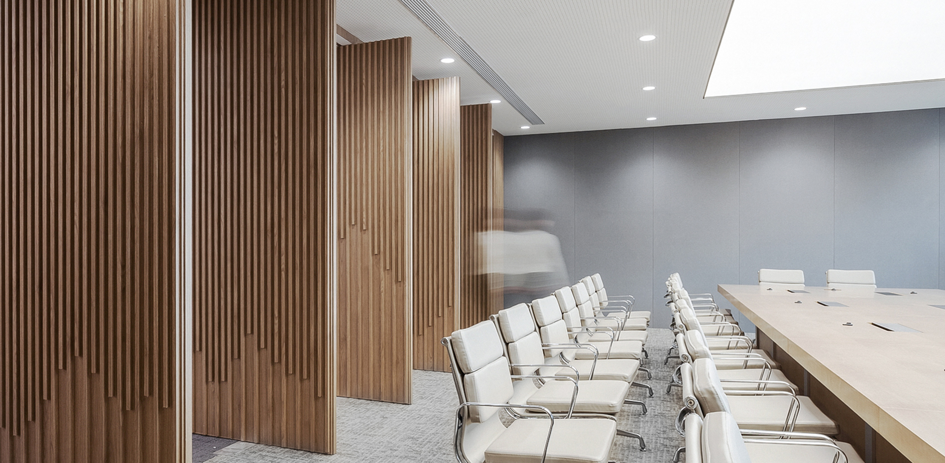 複星保德(dé)信(xin)辦(bàn)公(gōng)室裝(zhuang)修-前(qian)廳-pc