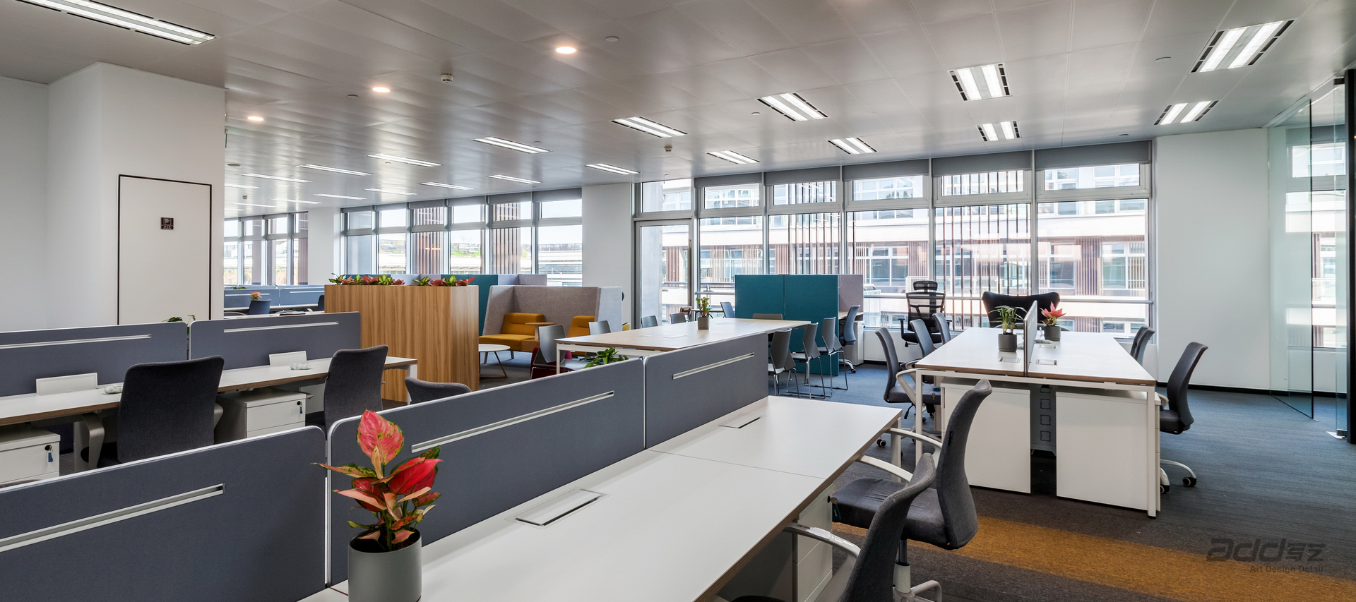 極度智慧辦(bàn)公(gōng)室裝(zhuang)修-辦(bàn)公(gōng)區(qu)-pc