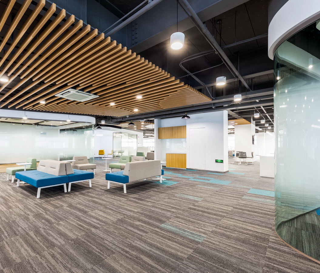 複星共享辦(bàn)公(gōng)室裝(zhuang)修-辦(bàn)公(gōng)休息區(qu)-pc